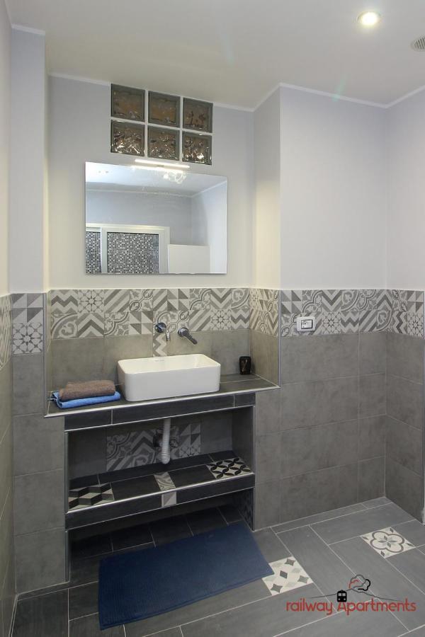 קטאניה Railway Apartments מראה חיצוני תמונה